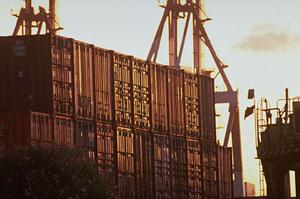 大型シーリングファンの導入事例とその効果：生産性向上と快適な作業環境の実現方法